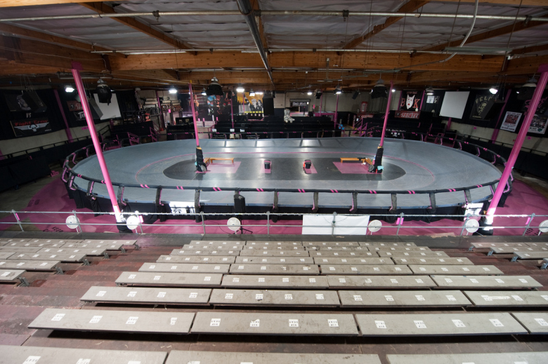 the doll factory - home of the l.a. derby dolls 037.jpg