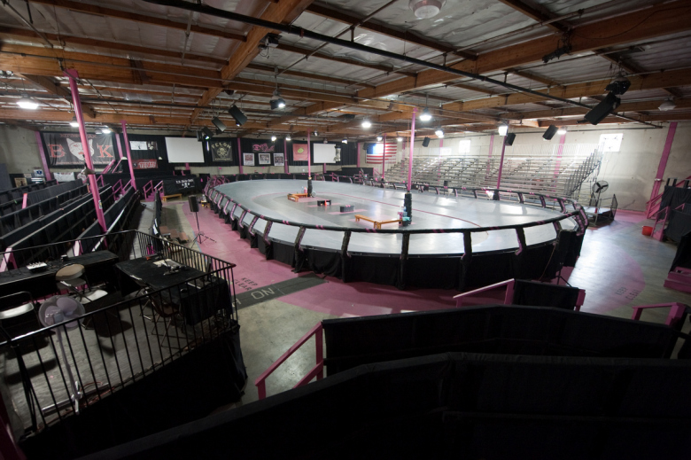 the doll factory - home of the l.a. derby dolls 038.jpg