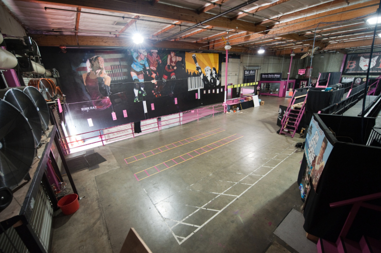 the doll factory - home of the l.a. derby dolls 039.jpg